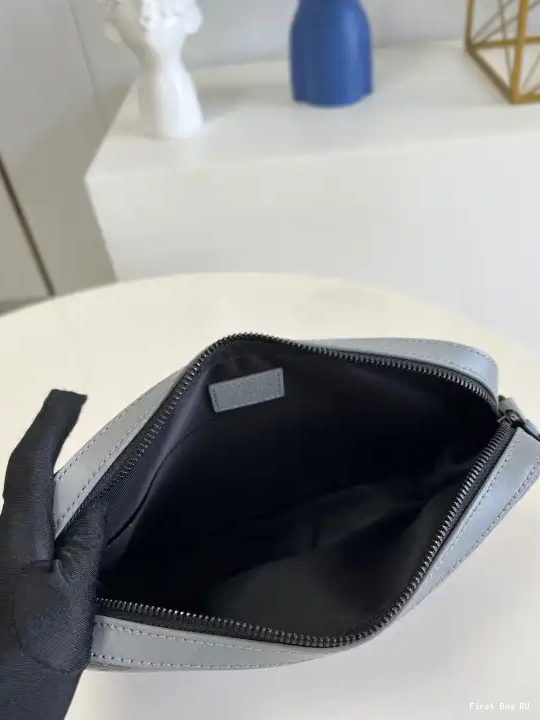Firstbag VUITTON DUO LOUIS MESSENGER 0629